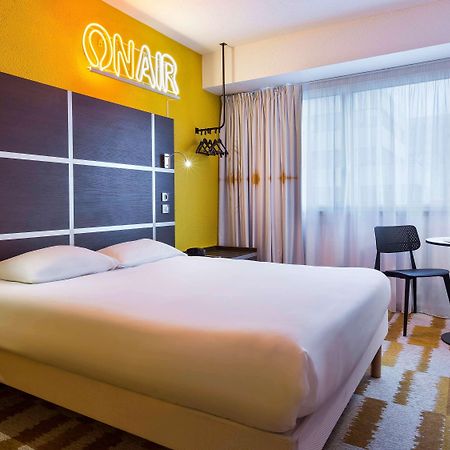 Hotel ibis Styles Massy Opéra Esterno foto