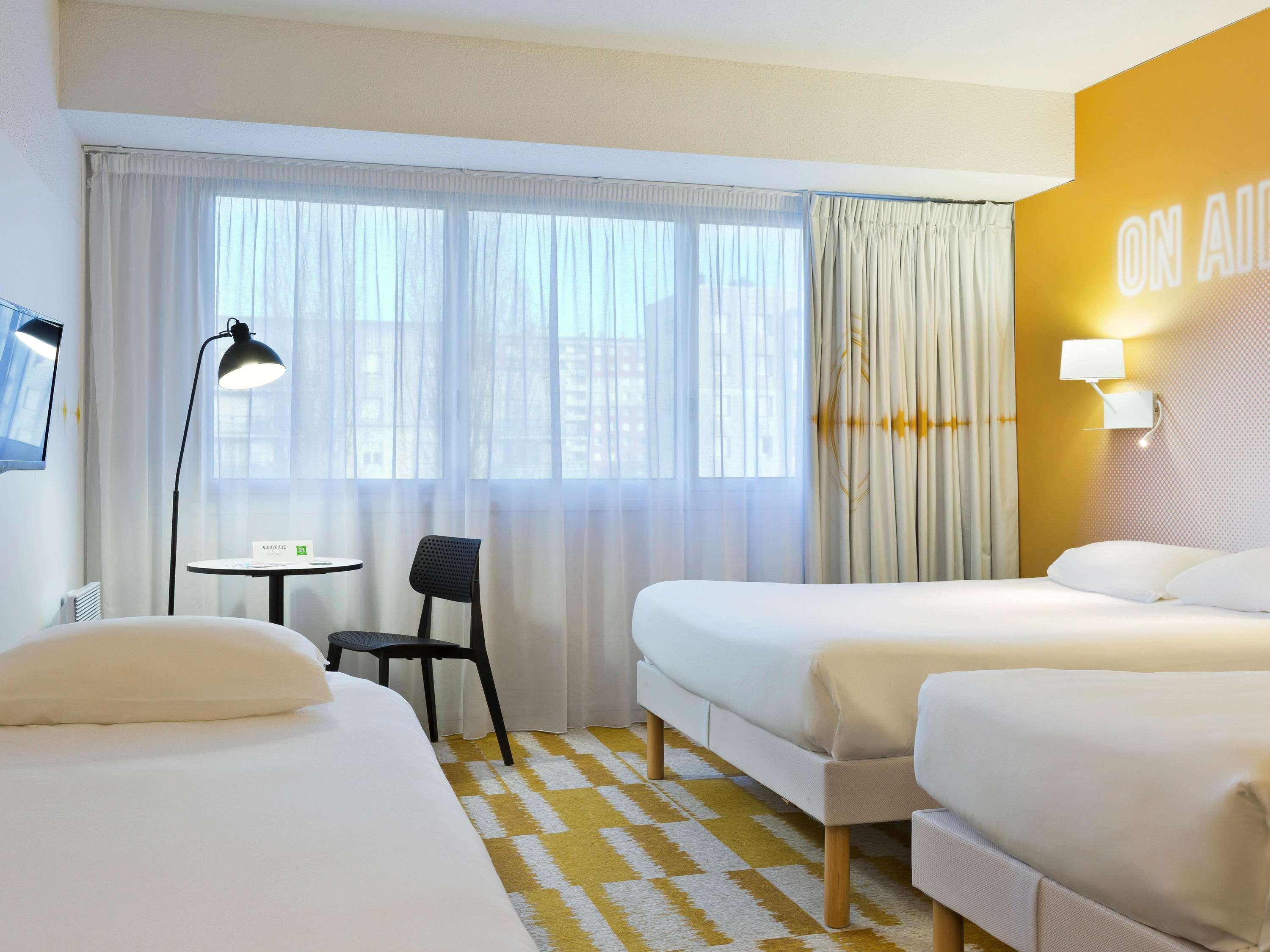 Hotel ibis Styles Massy Opéra Esterno foto