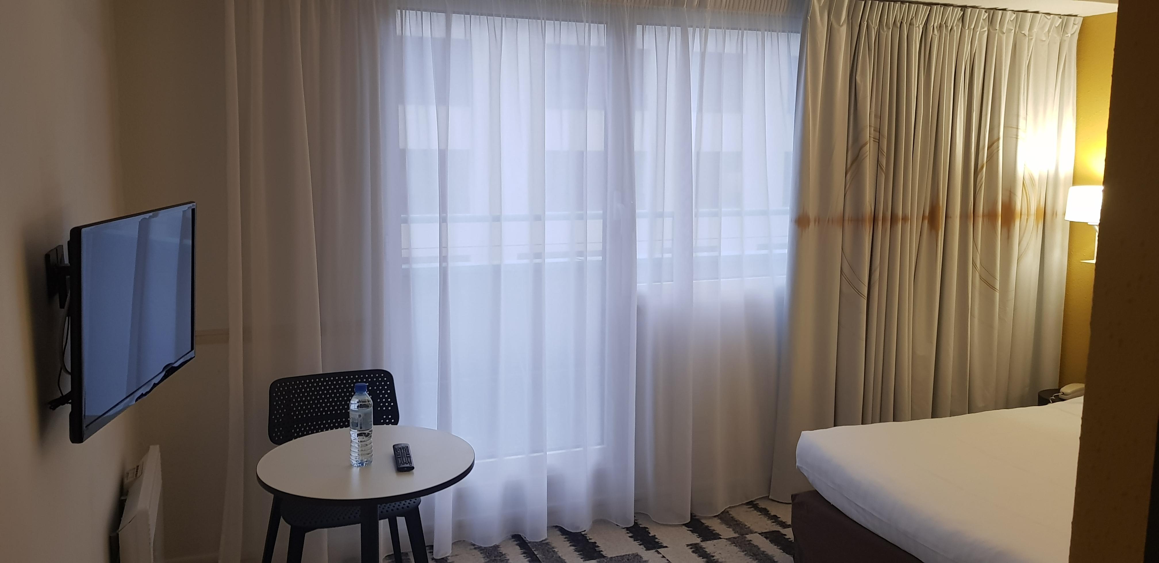 Hotel ibis Styles Massy Opéra Esterno foto