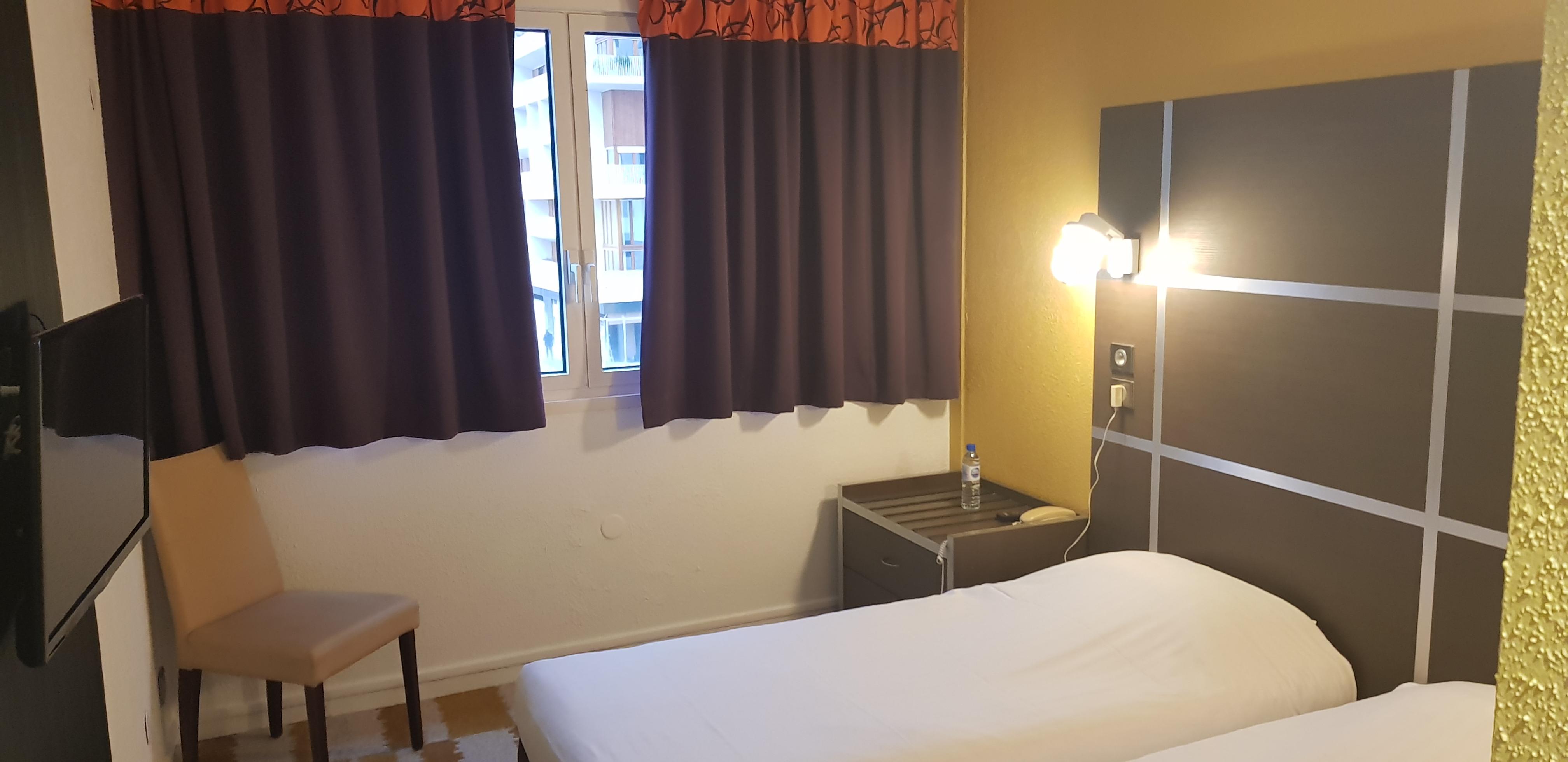 Hotel ibis Styles Massy Opéra Esterno foto