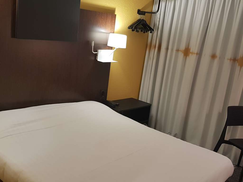Hotel ibis Styles Massy Opéra Camera foto