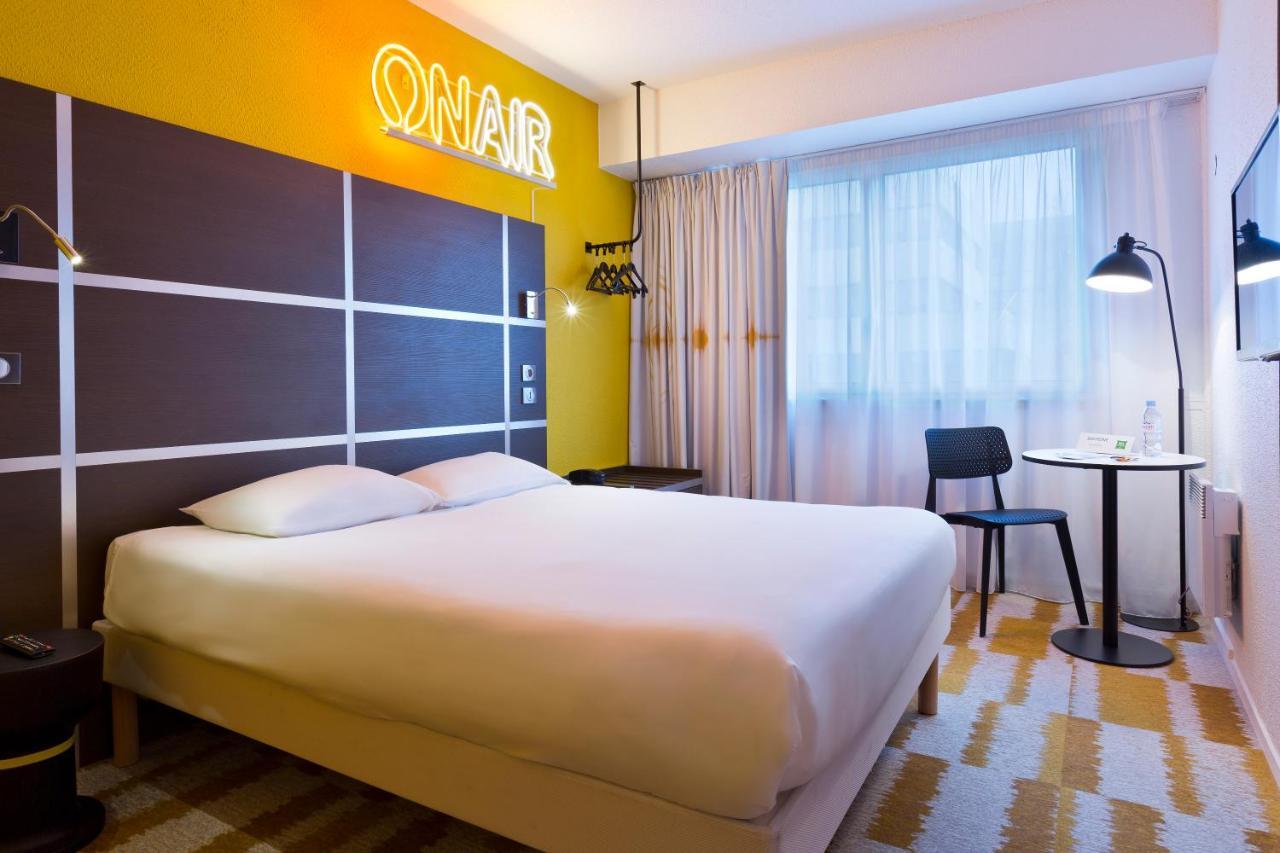 Hotel ibis Styles Massy Opéra Esterno foto