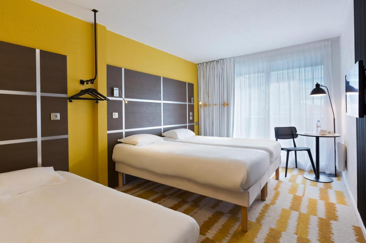 Hotel ibis Styles Massy Opéra Esterno foto